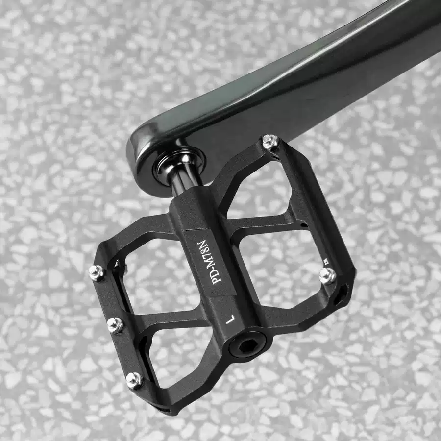 自行车脚踏公路车培林脚蹬铝合金防滑钉折叠车脚踏单车骑行配件